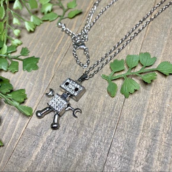 Moveable Silver Robot Necklace|Unique| Adjustable - Picture 4 of 5